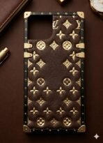 Squre Love case lather for iPhone-14plus/15plus=(Brown)